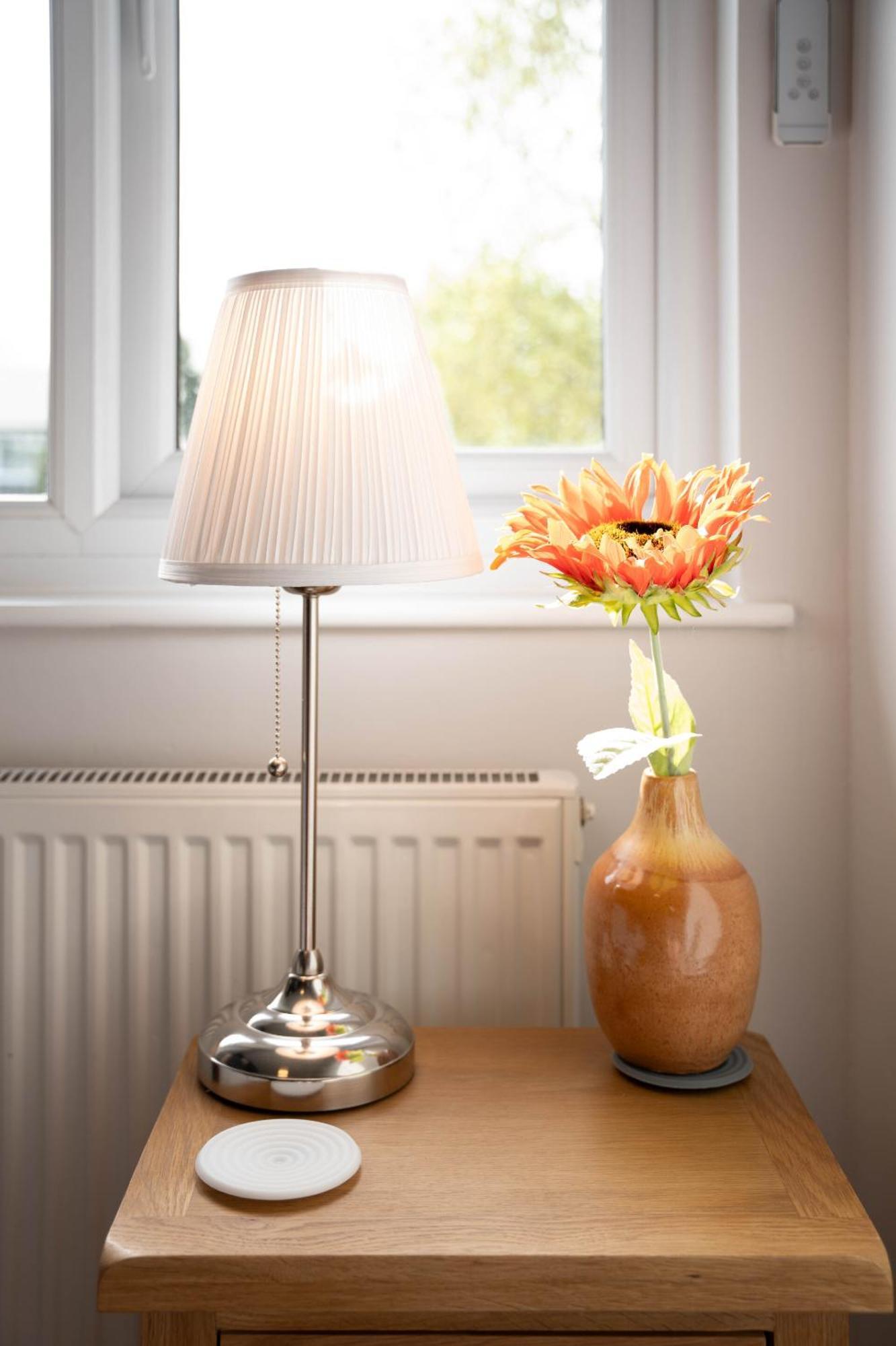 Park View- 2 Bed Apartment Close To East Surrey Hospital Salfords Kültér fotó